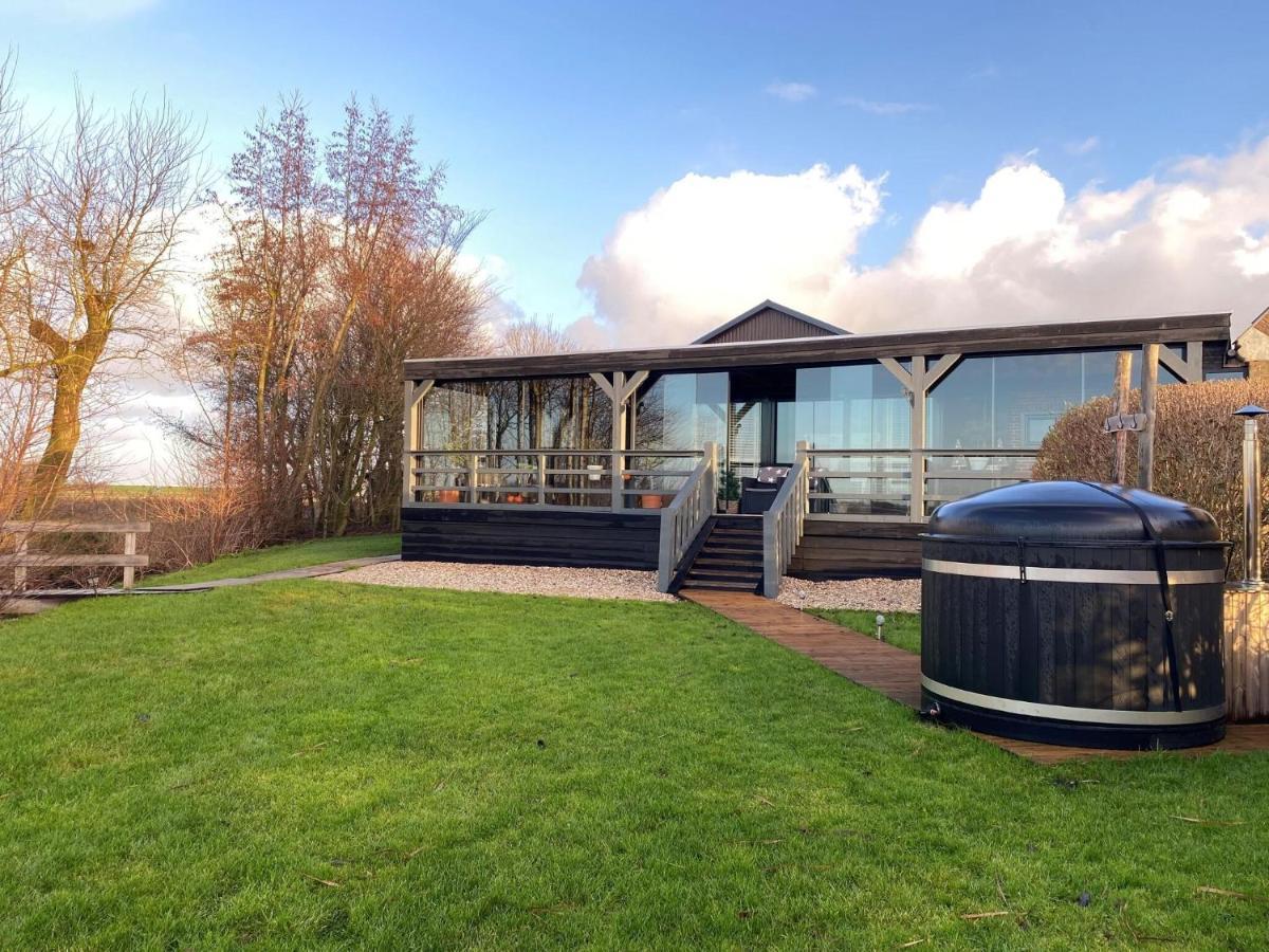 Fantastic Brand New Vacation Home Near The Wadden Paesens Екстериор снимка